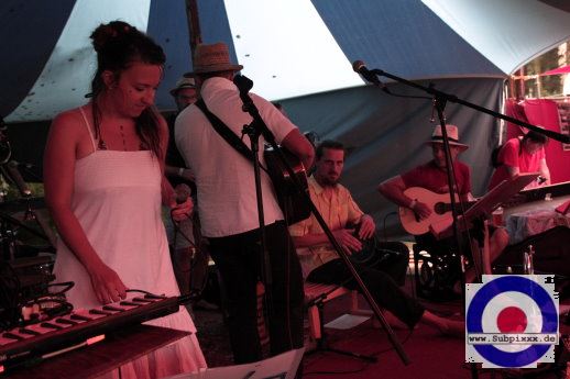 Romanovstra (A) Labore Festival - Hauptmannsgruen - Wiesenbuehne 23. Juli 2016 (6).JPG